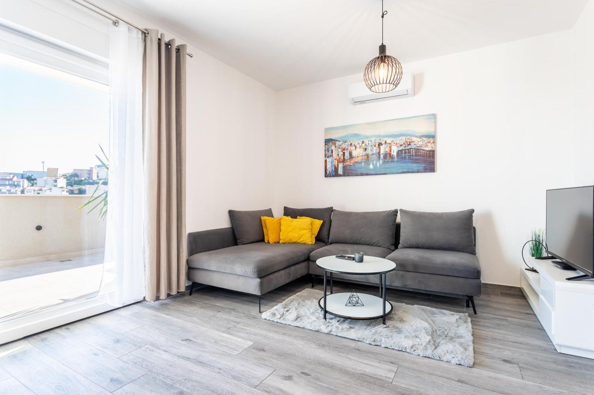 New Luxury 3-Bedroom Penthouse With Huge Terrace Split Exterior foto