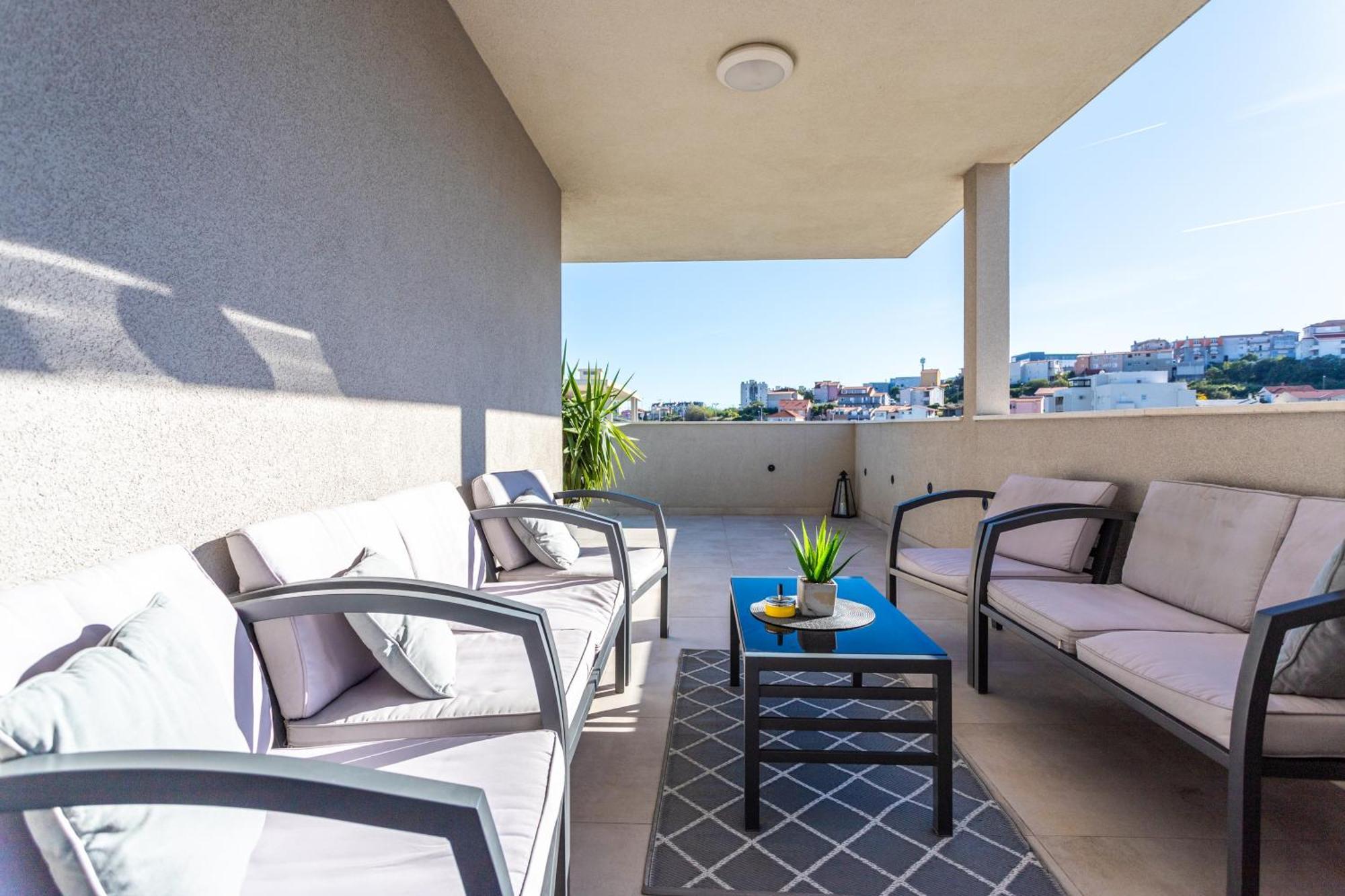 New Luxury 3-Bedroom Penthouse With Huge Terrace Split Exterior foto